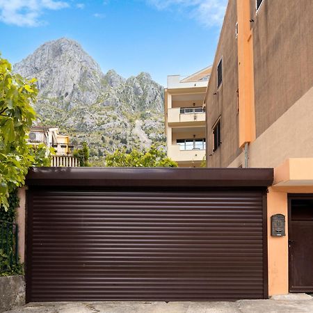 Apartment Busola Kotor Luaran gambar