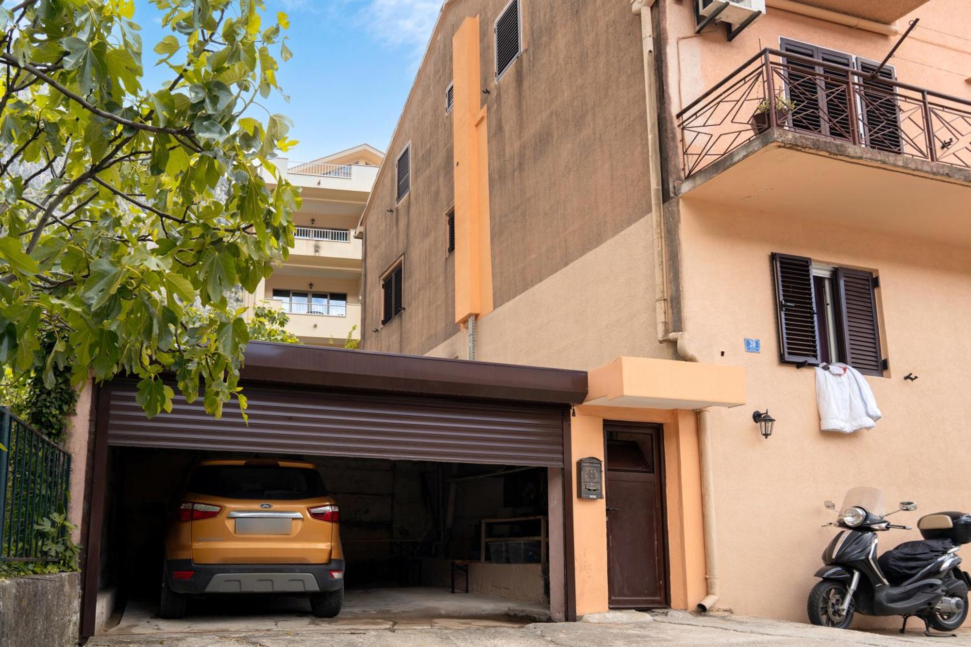 Apartment Busola Kotor Luaran gambar
