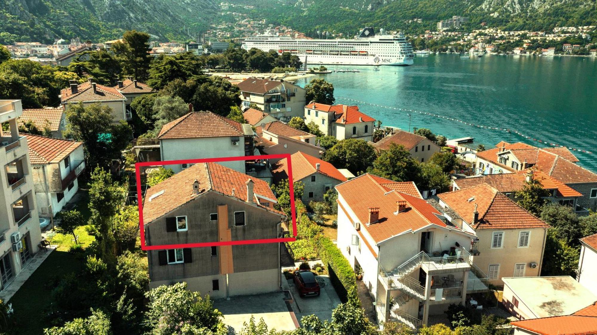 Apartment Busola Kotor Luaran gambar
