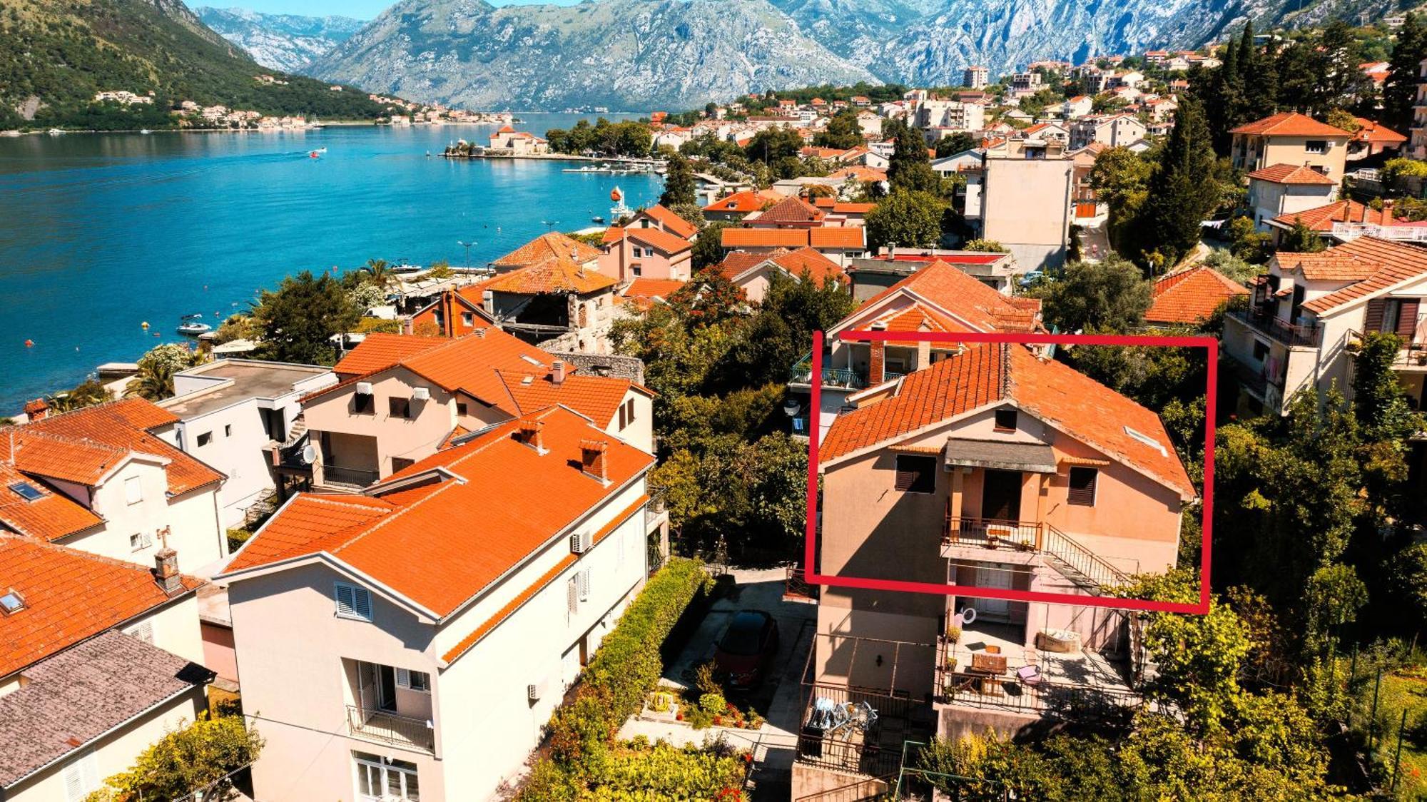 Apartment Busola Kotor Luaran gambar